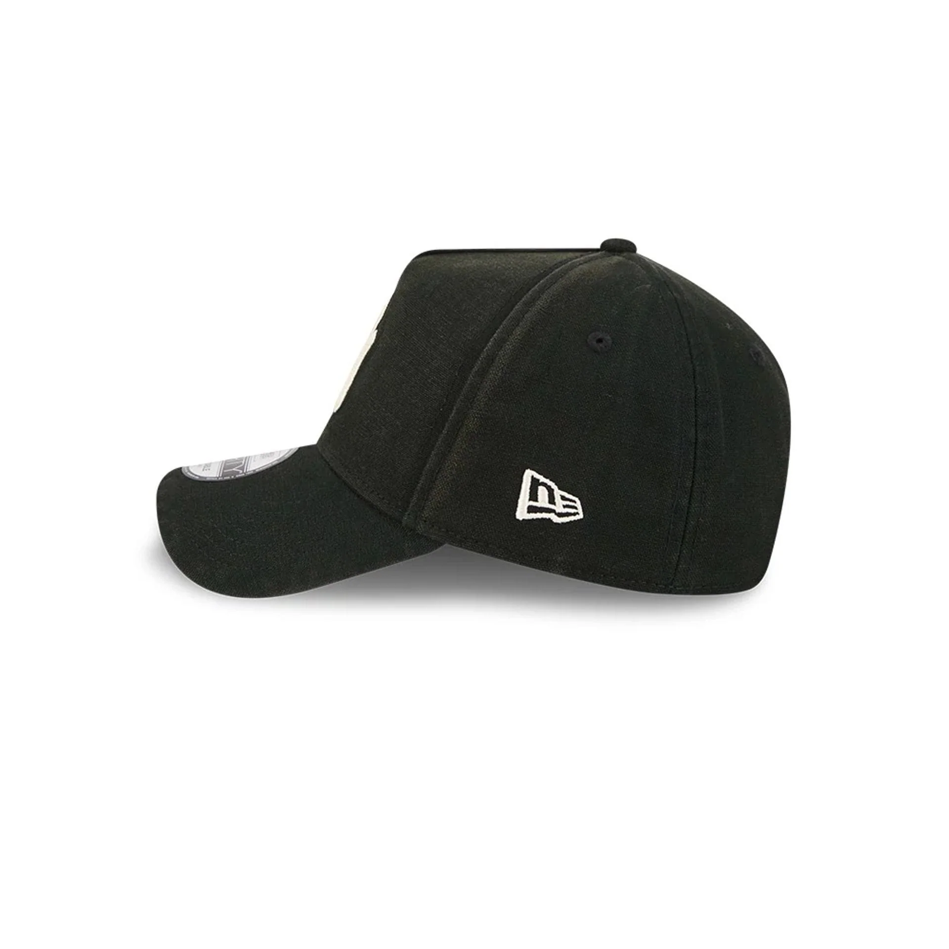 New York Yankees MLB Washed Canvas Black 9FORTY A-Frame Adjustable Cap - Image 5