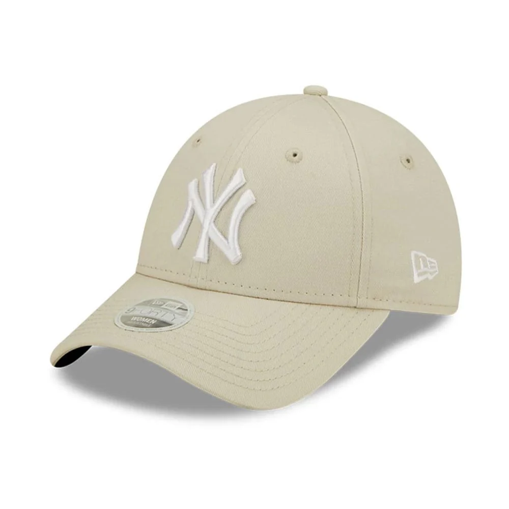 New York Yankees Womens League Essential Light Beige 9FORTY Adjustable Cap