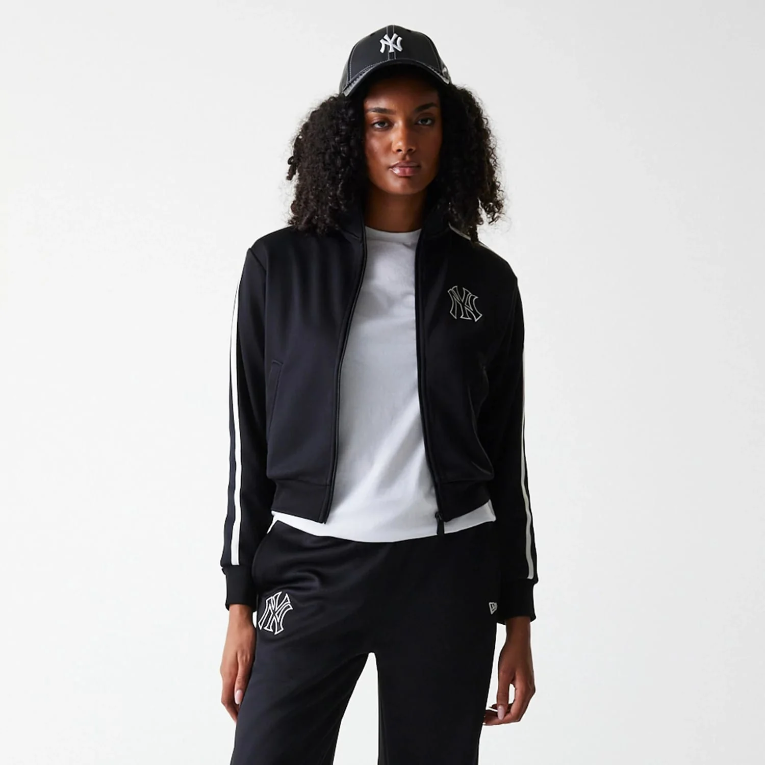 New York Yankees Womens MLB Midi Logo Black Track Jacket - Image 3