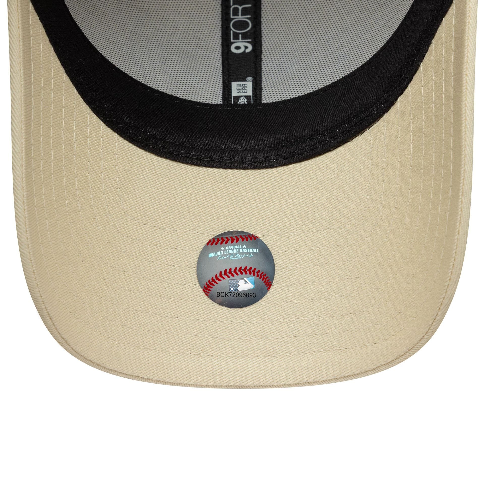 New York Yankees Womens MLB Sequin Wordmark Light Beige 9FORTY Cap - Image 5