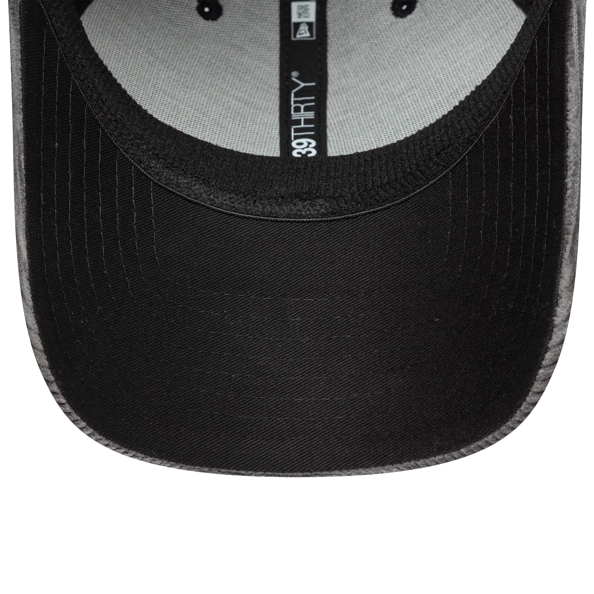 Newcastle United FC Cord Black 39THIRTY Stretch Fit Cap - Image 5
