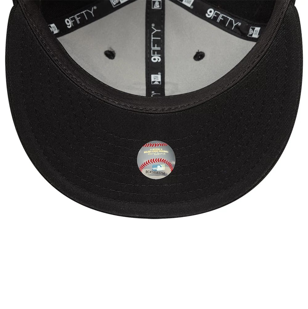 San Francisco Giants MLB X Saint Mxxxxxx Black Retro Crown 9FIFTY Snapback Adjustable Cap - Image 7
