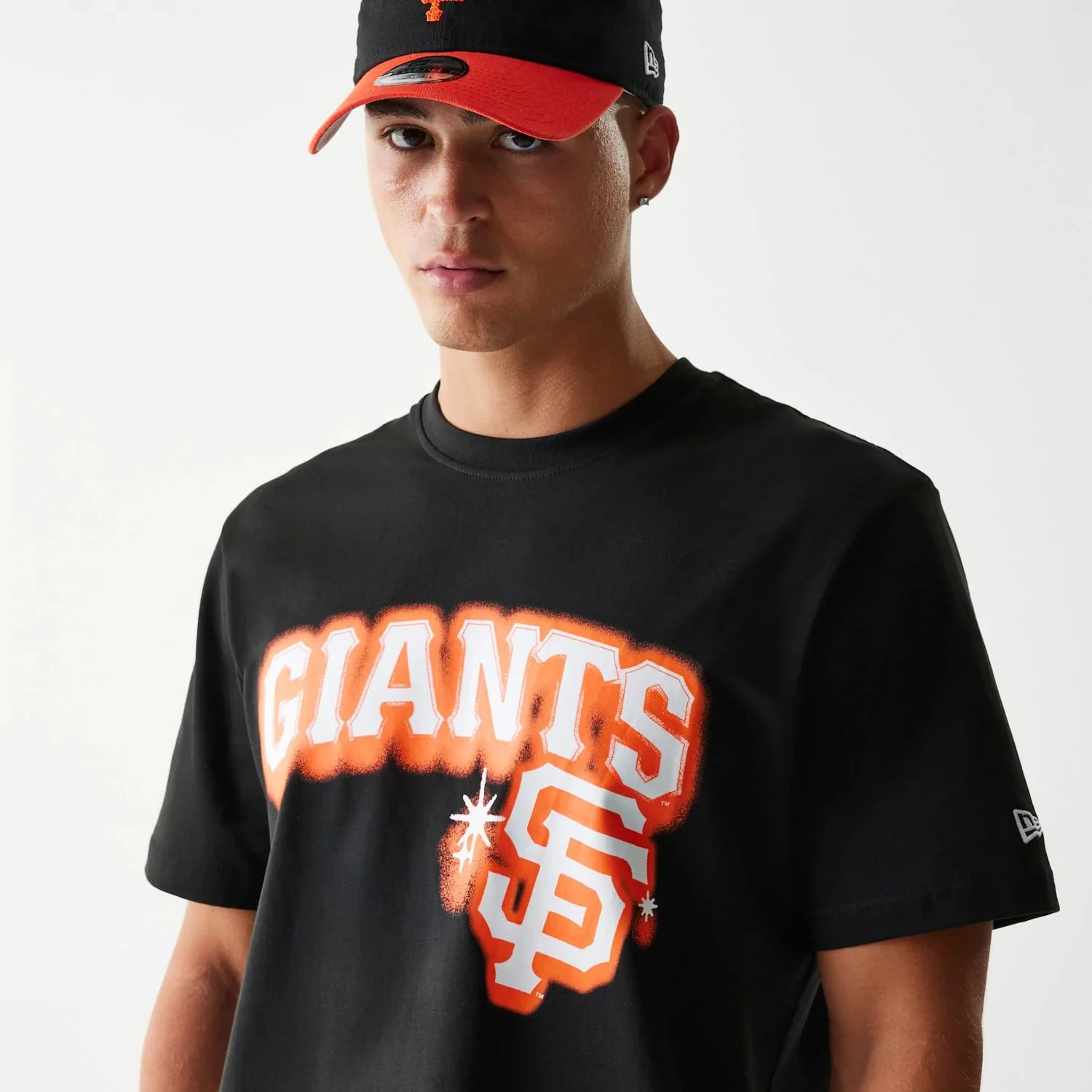 San Francisco Giants OVO x MLB Black T-Shirt - Image 4