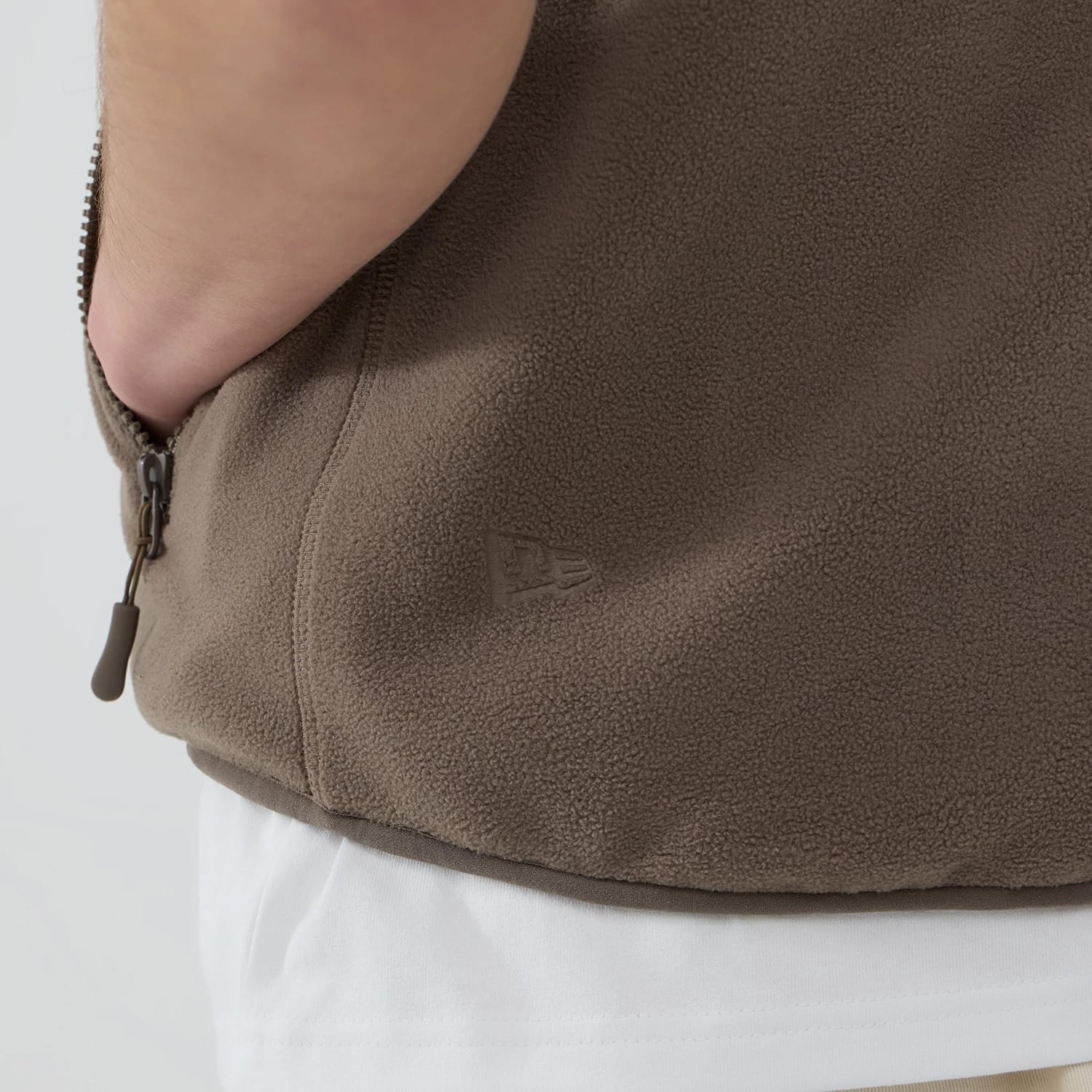 Thisisneverthat X New Era Revolution Fleece Real Tree Vest - Image 4